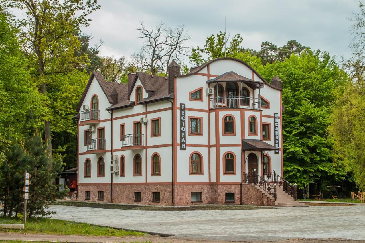 Hotel Мисливець В Комплексі "Сокіл" Susk Exterior foto