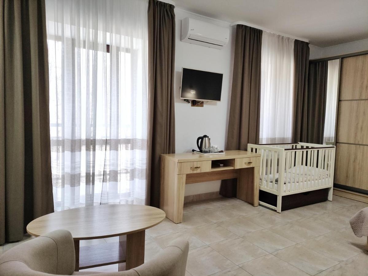 Hotel Мисливець В Комплексі "Сокіл" Susk Exterior foto